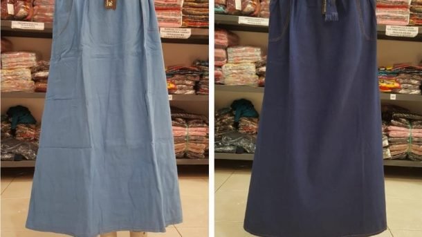 GROSIR PAKAIAN MURAH ONLINE DI BANDUNG Distributor Rok Jeans Wanita Dewasa Termurah di Bandung Hanya 40RIBUAN  